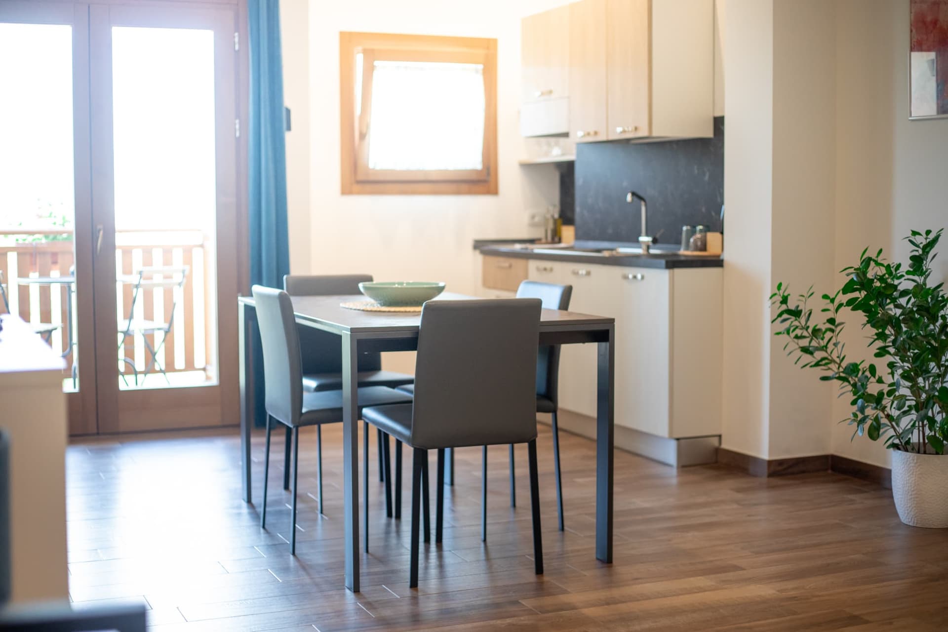 Suite Blu 1