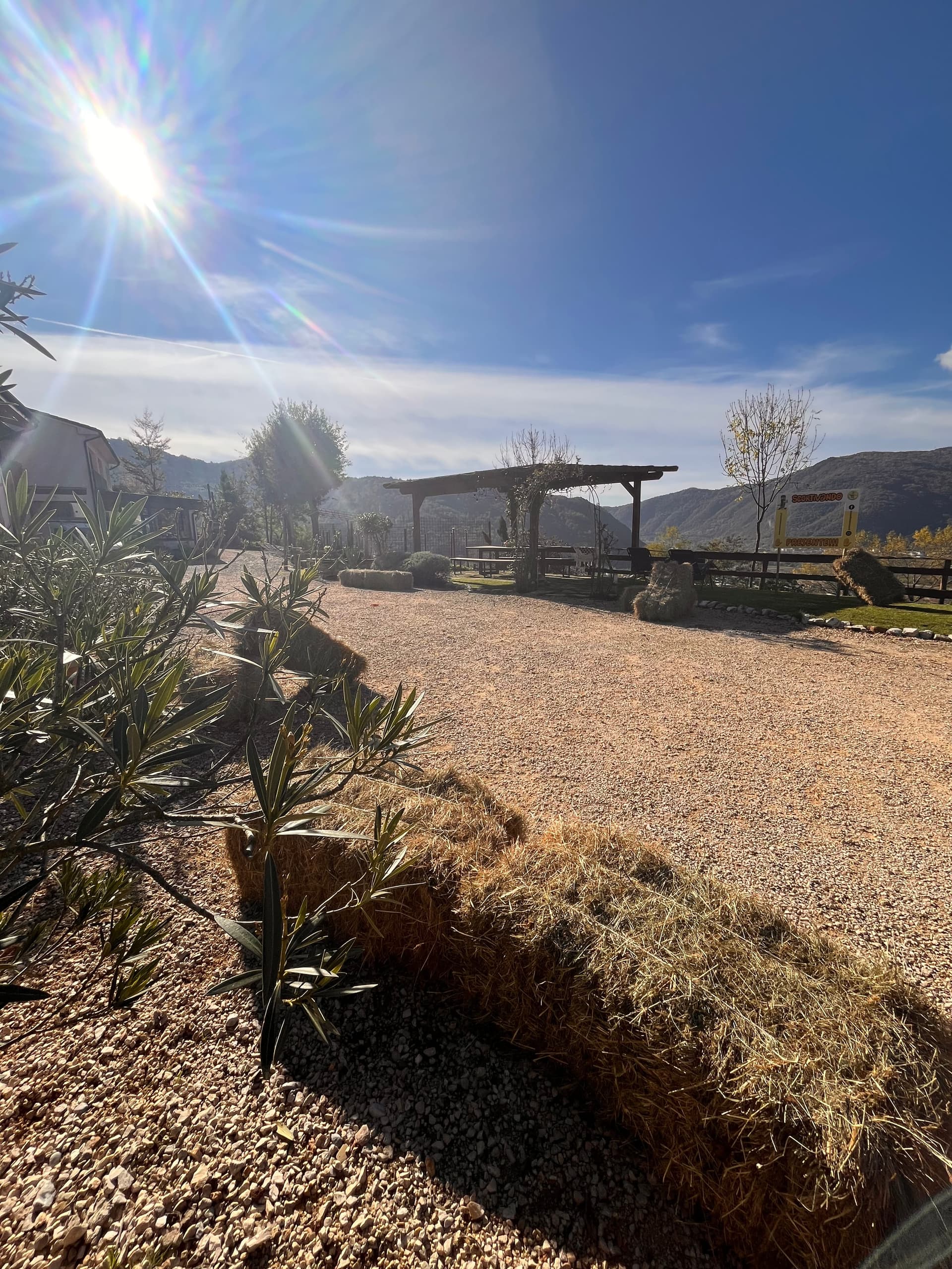 Esterni - Riva dei Coz