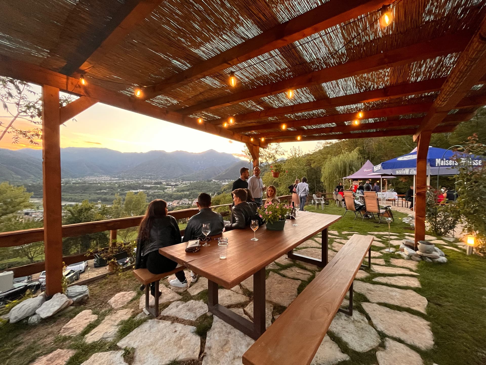 Esterni - Riva dei Coz