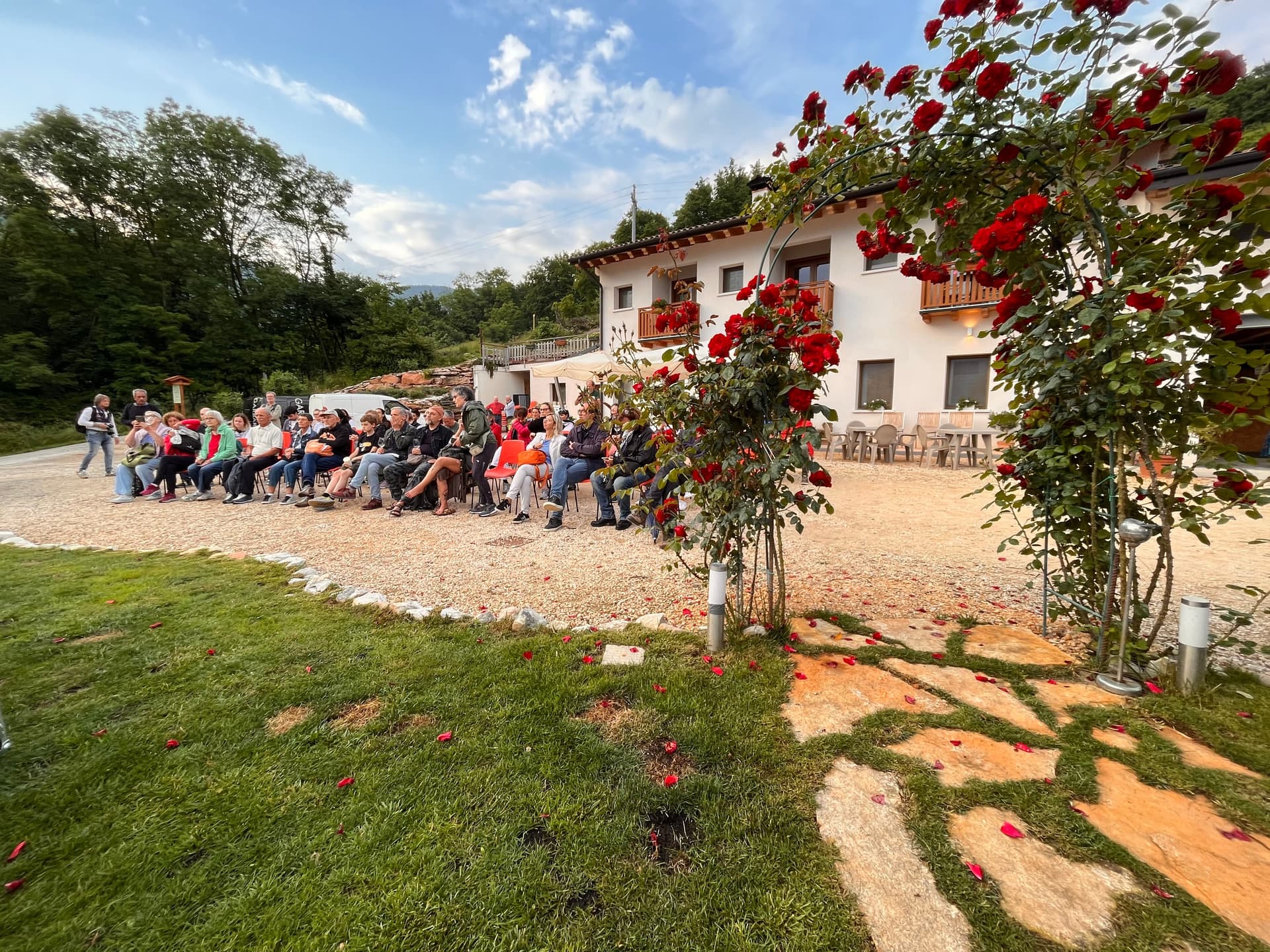 Esterni - Riva dei Coz